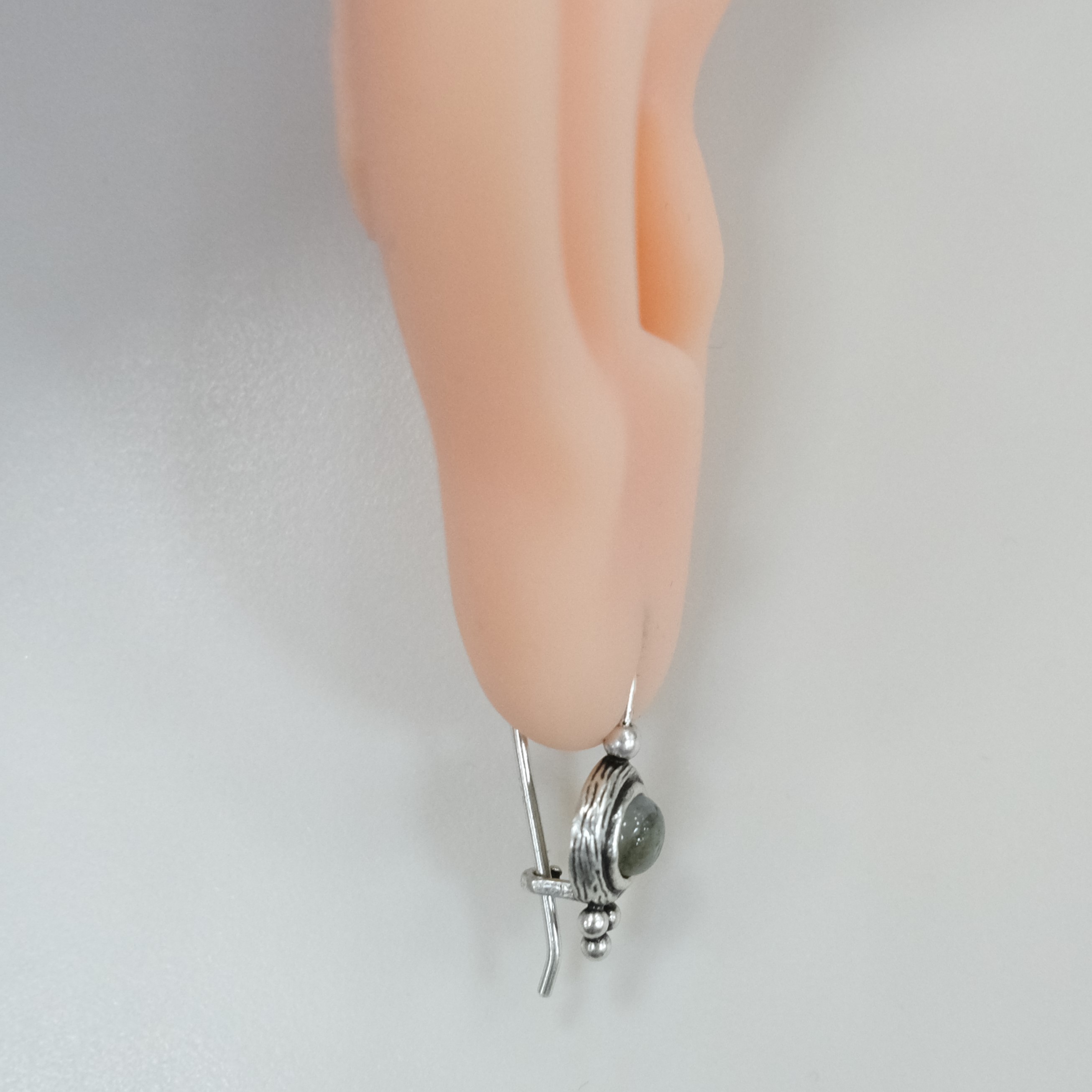 Серебряные серьги с лабрадоритами